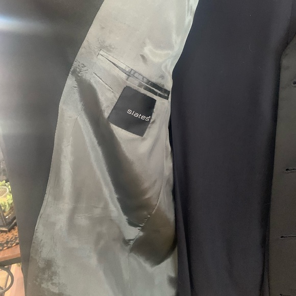 Black 4 button suit - Picture 2 of 2